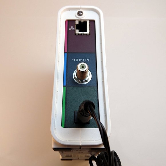 SURFBoard Cable Modem Arris SB6141 with Power Supply - Picture 4 of 4